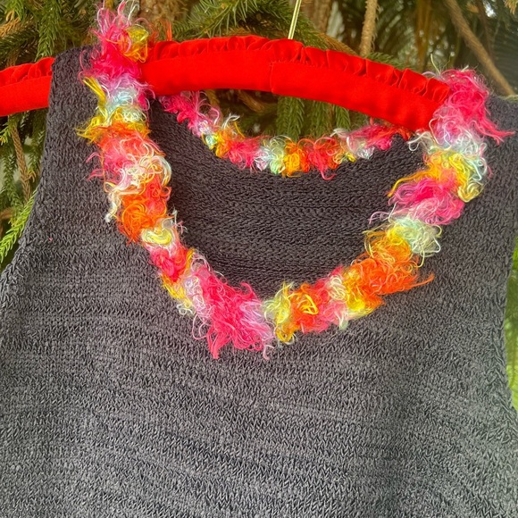 Vtg Black Sleeveless Loose Knit Top with Fuzzy Multicolor Neckline | Small - Picture 4 of 8